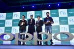 Sonam Kapoor, Yuvraj Singh, Dabboo Ratnani at Oppo F1s mobile launch in Mumbai on 3rd Aug 2016 (38)_57a2b7272f9cd.jpg