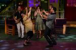 Akshay Kumar, Ileana D_Cruz, Esha Gupta promote Rustom on the sets of The Kapil Sharma Show on 5th Aug 2016 (70)_57a576161c57a.jpg