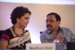 Madhuri Dixit at breastfeeding awareness campaign by unicef on 5th Aug 2016 (20)_57a57217f17e2.jpg