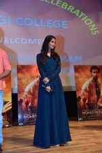 Pooja Hegde at Mohenjo Daro promotions in Gargi college on 5th Aug 2016 (43)_57a568d56e99b.jpg