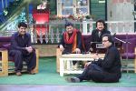 Anup Jalota, Pankaj Udhas, Talat Aziz on the sets of The Kapil Sharma Show on 10th Aug 2016 (4)_57ac80dcb1bb0.JPG