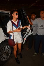 Jacqueline Fernandez snapped at airport on 10th Aug 2016 (25)_57ac44802bb76.JPG
