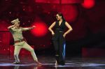 Sonakshi Sinha on the sets of Dance plus 2 on 21st Aug 2016 (76)_57bacb2abdd3f.JPG