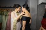 Sophie Choudry, Karisma Kapoor at Amy Billimoria and Zevadhi Jewels launch on 22nd Aug 2016 (51)_57bc0da78c6b8.JPG