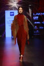 Model walk the ramp for Tarun Tahiliani Show at Lakme Fashion Week 2016 on 23rd Aug 2016 (153)_57bd3c270832f.JPG