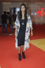 Pooja Hegde at H & M store launch at Phoenix Market City on 25th Aug 2016 (47)_57bff51045faa.JPG