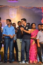 Ranbir Kapoor during the Mumbai City FC Dahi Handi Utsav at Shahaji Raje Bhosle Kreeda Sankul on 25th Aug 2016 (82)_57bff93ade190.JPG