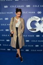 Sonam Kapoor at the launch of Cole Haan in India on 26th Aug 2016 (330)_57c17e1b4eeaf.JPG