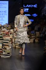 Jacqueline Fernandez walk the ramp for Rajesh Pratap Singh Show at Lakme Fashion Week 2016 on 27th Aug 2016 (20)_57c2db2462eeb.JPG