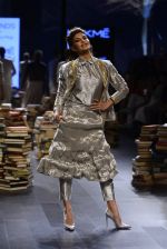 Jacqueline Fernandez walk the ramp for Rajesh Pratap Singh Show at Lakme Fashion Week 2016 on 27th Aug 2016 (79)_57c2dc231177f.JPG