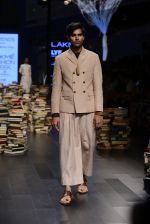 Model walk the ramp for Rajesh Pratap Singh Show at Lakme Fashion Week 2016 on 27th Aug 2016 (397)_57c2de889aa8c.JPG