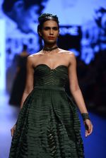 Model walk the ramp for Shantanu and Nikhil Show at Lakme Fashion Week 2016 on 27th Aug 2016 (1337)_57c2d330df77f.JPG