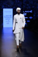 Model walk the ramp for Shantanu and Nikhil Show at Lakme Fashion Week 2016 on 27th Aug 2016 (1738)_57c2d61bdaca3.JPG