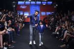 Emraan Hashmi walk the ramp for The Hamleys Show styled by Diesel Show at Lakme Fashion Week 2016 on 28th Aug 2016 (493)_57c3c6b9e10d7.JPG