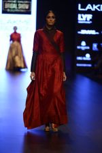 Model walk the ramp for Payal Khandwala Show at Lakme Fashion Week 2016 on 28th Aug 2016 (393)_57c3ca6ebf7bb.JPG