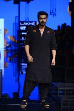 Arjun Kapoor walk the ramp for Kunal Rawal Show at Lakme Fashion Week 2016 on 28th Aug 2016 (95)_57c544f974325.JPG