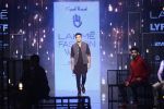 Ranbir Kapoor walk the ramp for Kunal Rawal Show at Lakme Fashion Week 2016 on 28th Aug 2016 (653)_57c545d5bd82e.JPG