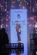 Ranbir Kapoor walk the ramp for Kunal Rawal Show at Lakme Fashion Week 2016 on 28th Aug 2016 (685)_57c548cc75562.JPG