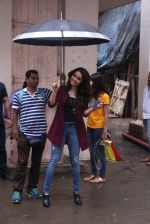 Shraddha Kapoor snapped on the sets of Rock on 2 on 30th Aug 2016 (29)_57c68405bac4e.JPG