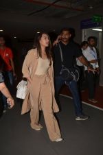 Sonakshi Sinha snapped at airport on 30th Aug 2016 (48)_57c6820daa6af.JPG