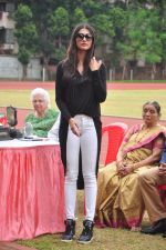 Pooja Hegde snapped at a school sports day on 2nd Sept 2016 (10)_57c9b2a100fa1.JPG