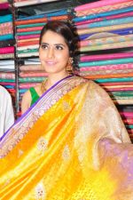 Raashi Khanna Inagurated R.S Brothers at Kothapet on 2nd Sept 2016 (531)_57c9a508e4ab1.JPG