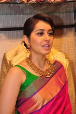 Raashi Khanna Inagurated R.S Brothers at Kothapet on 2nd Sept 2016 (587)_57c9a5a38f723.JPG