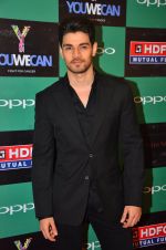 Sooraj Pancholi at You We Can Label launch with Shantanu Nikhil collection on 3rd Sept 2016 (101)_57cc60e739beb.JPG