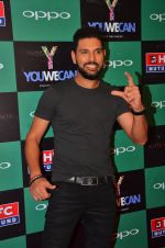 Yuvraj Singh at You We Can Label launch with Shantanu Nikhil collection on 3rd Sept 2016 (220)_57cc611d6adcd.JPG