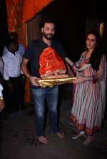 Anu Dewan and Sunny Dewan snapped as they got there ganpati on 4th Sept 2016 (20)_57cd62d814c21.JPG