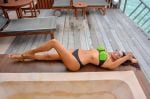Gizele Thakral Gizele Thakral (3)_57cd588cc9261.jpg
