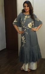 Tisca Chopra unveiling a metro train , here she_s seen wearing an outfit from Myoho by Kiran and Meghna on 6th Sept 2016 (3)_57cf99391223f.JPG