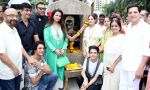 govind nihlani,kishan kumar,jackie shroff,poonam dhillon,avitesh,anivesh,vijayta shrivastava,bhawana somaya & jatin pandit at Late Aadesh Shrivastava Chowk inauguration in Andheri W on 6th Sept 2016_57cf9d1ed190d.jpg