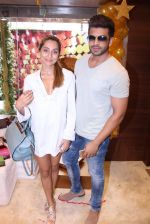 Anusha Dandekar during the launch of India_s first customized gold coin store IBJA Gold, in Mumbai on 7th Sept 2016 (2)_57d10f28c9b30.JPG