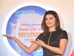Prachi Desai at the launch of Thank God It_s Fryday 3.0 on 8th Sept 2016 (4)_57d2947446aa9.JPG