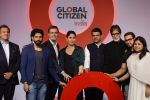 Kareena Kapoor Khan, Farhan Akhtar, Amitabh Bachchan, Aamir Khan at the launch of Global Citizen India on 11th Sept 2016 (66)_57d6c2c913eda.JPG
