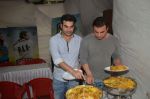 Arbaaz Khan at Sohail Khan biryani party on 13th Sept 2016 (7)_57d7ea84a9d31.jpg