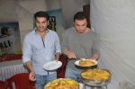 Arbaaz Khan at Sohail Khan biryani party on 13th Sept 2016 (8)_57d7ea85e3ccf.jpg