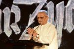 Gulzar at the Audio release of Mirzya on 13th Sept 2016 (2)_57d94ebe48bd0.JPG