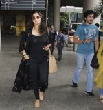 Sania Mirza snapped at airport on 13th Sept 2016 (14)_57d8f5496d68c.JPG