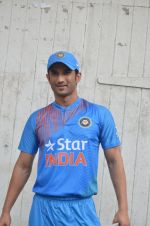 Sushant Singh Rajput snapped at the promotion of film M S Dhoni on 14th Sept 2016 (15)_57db8fcfd035a.JPG