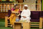 Anna Hazare on the sets of The Kapil Sharma Show (13)_57e9500818397.JPG