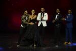 Ranbir Kapoor on the sets of Dance 2 plus finale on 25th Sept 2016 (87)_57eab0efa0ee3.JPG
