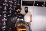 Ranveer Singh inaugurates D Shave salon by his personal hair stylist on 27th Sept 2016 (81)_57ebf6c292d78.JPG