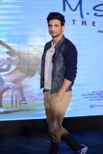 Sushant Singh Rajput at MS Dhoni press meet in Delhi on 27th Sept 2016 (20)_57ec04a45cb66.jpg