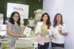 Twinkle Khanna during the launch of Godrej Nature_s Basket Healthy Alternatives products in Mumbai on 27th Sept 2016 (29)_57ec01a8b0964.JPG