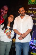 Ajay Devgan at smile foundation event with daughter Nysa on 28th Sept 2016 (61)_57ecb3b3bbcca.JPG