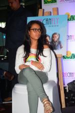 Ajay Devgan at smile foundation event with daughter Nysa on 28th Sept 2016 (76)_57ecb3bf8c90b.JPG
