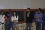 Alia Bhatt and Akshay Kumar for prize distribution for female martial arts for self defense course on 2nd Oct 2016 (20)_57f11c743af8f.JPG