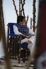 Amitabh Bachchan at NDTV Cleanathon campaign in Juhu Beach on 2nd Oct 2016 (61)_57f11d4343f37.JPG